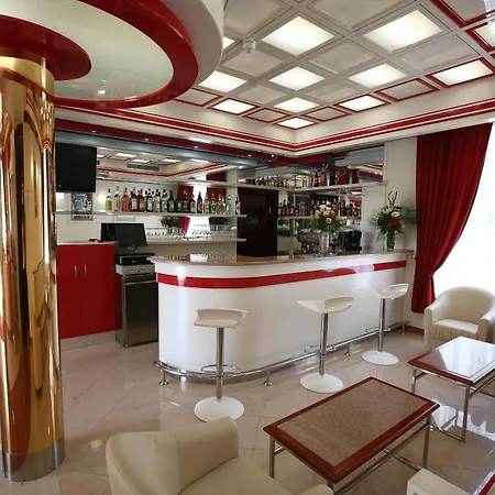 Palace טרוגיר