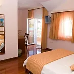 Palace Hotel