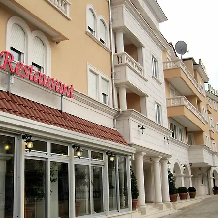 Palace Hotel 4*